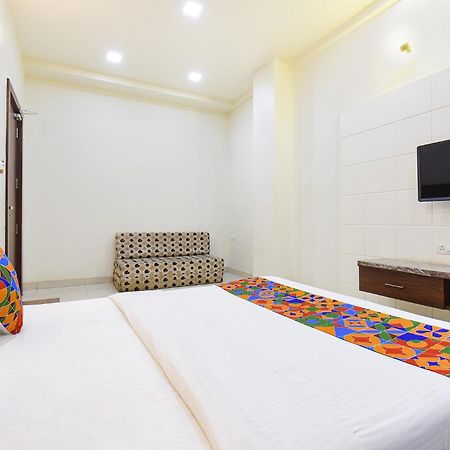 Fabhotel Royal Suits - Nr Mahadji Shinde Chhatri Mundhwa Luaran gambar