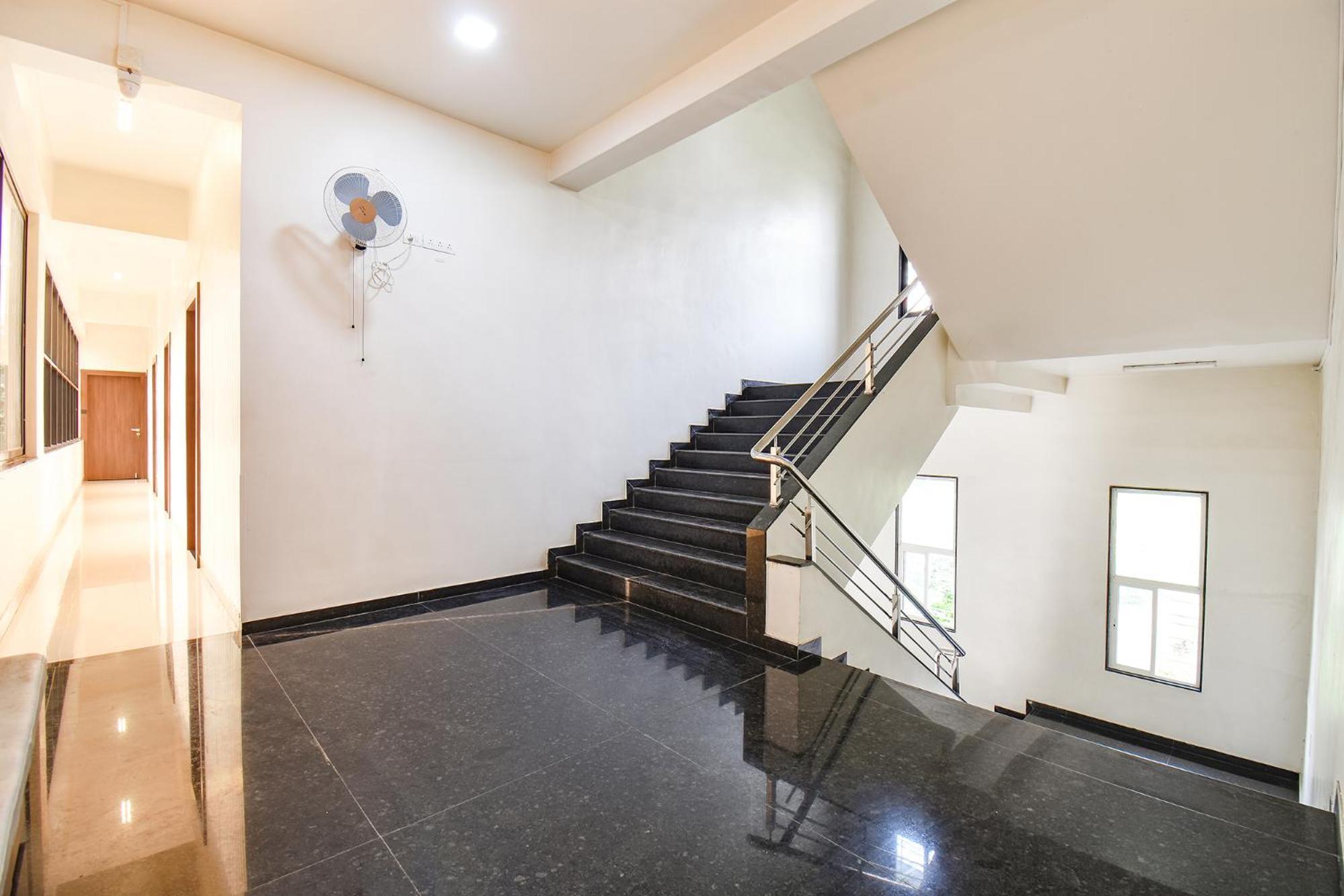 Fabhotel Royal Suits - Nr Mahadji Shinde Chhatri Mundhwa Luaran gambar